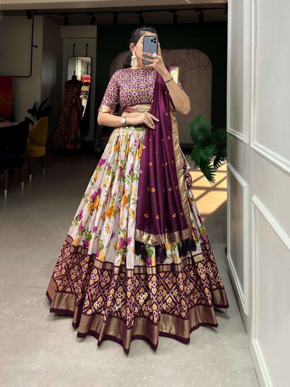 95Ldeo.jpg Women's Luxurious Tussar Silk Lehenga Choli with Intricate Prints & Can-Can Flair - Image 5