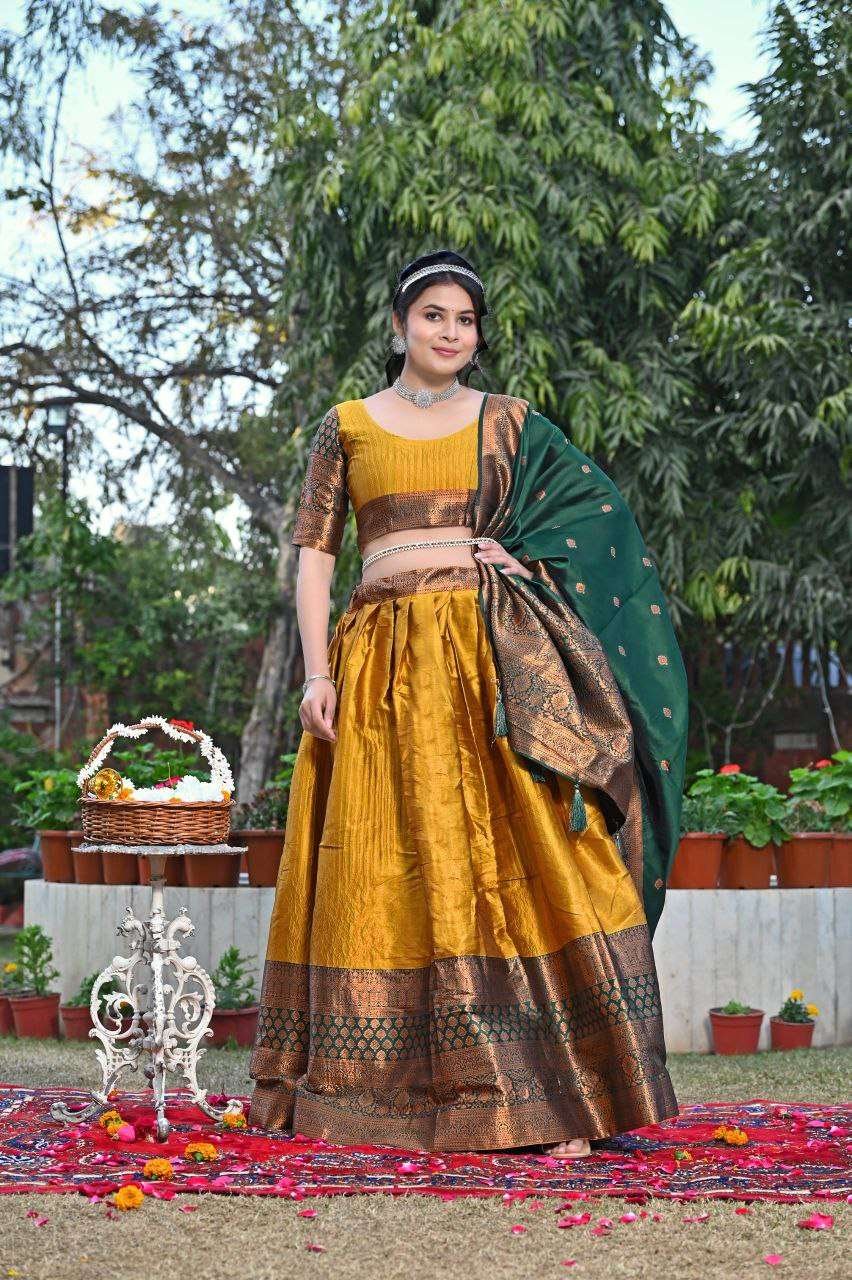 avUd09.jpg Women's Tussar Silk Patola Print Lehenga Choli Dupatta Set - Image 12