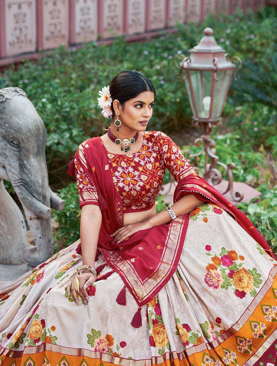 fdxzI5.jpg Women's Patola Print Tussar Silk Lehenga Choli Dupatta Set - Image 3