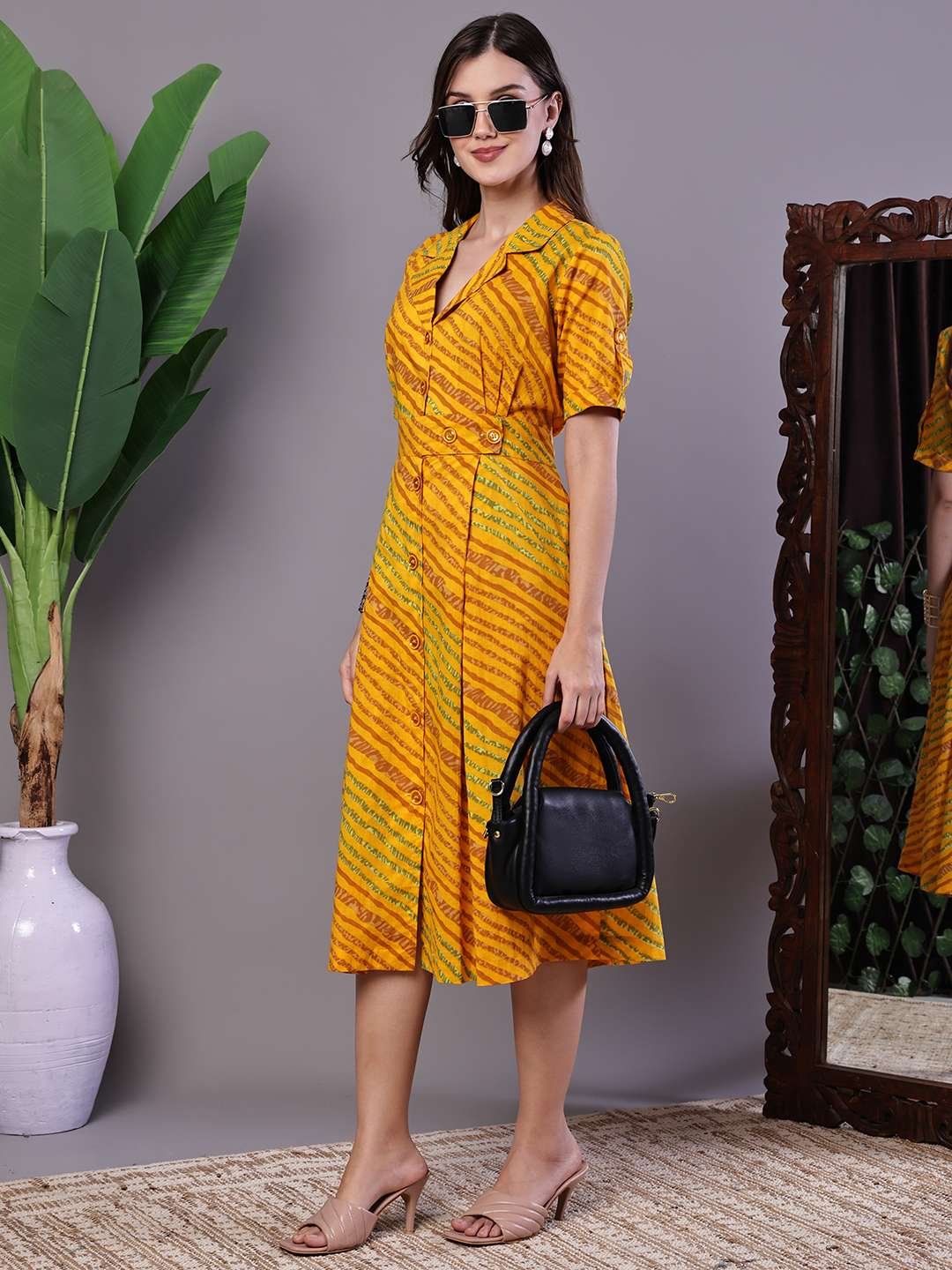 lhwP8w.jpg Women's Yellow Printed Cotton Shirt Dress