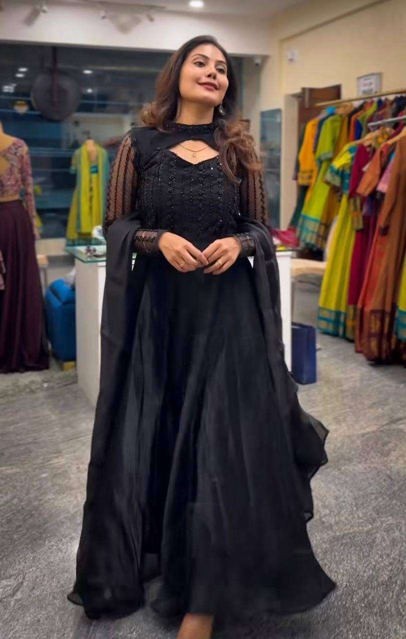 o9if5G.jpg Women's Silk Heavy Embroidery Sequence Work Long Anarkali Kurti With Pant and Dupatta Set