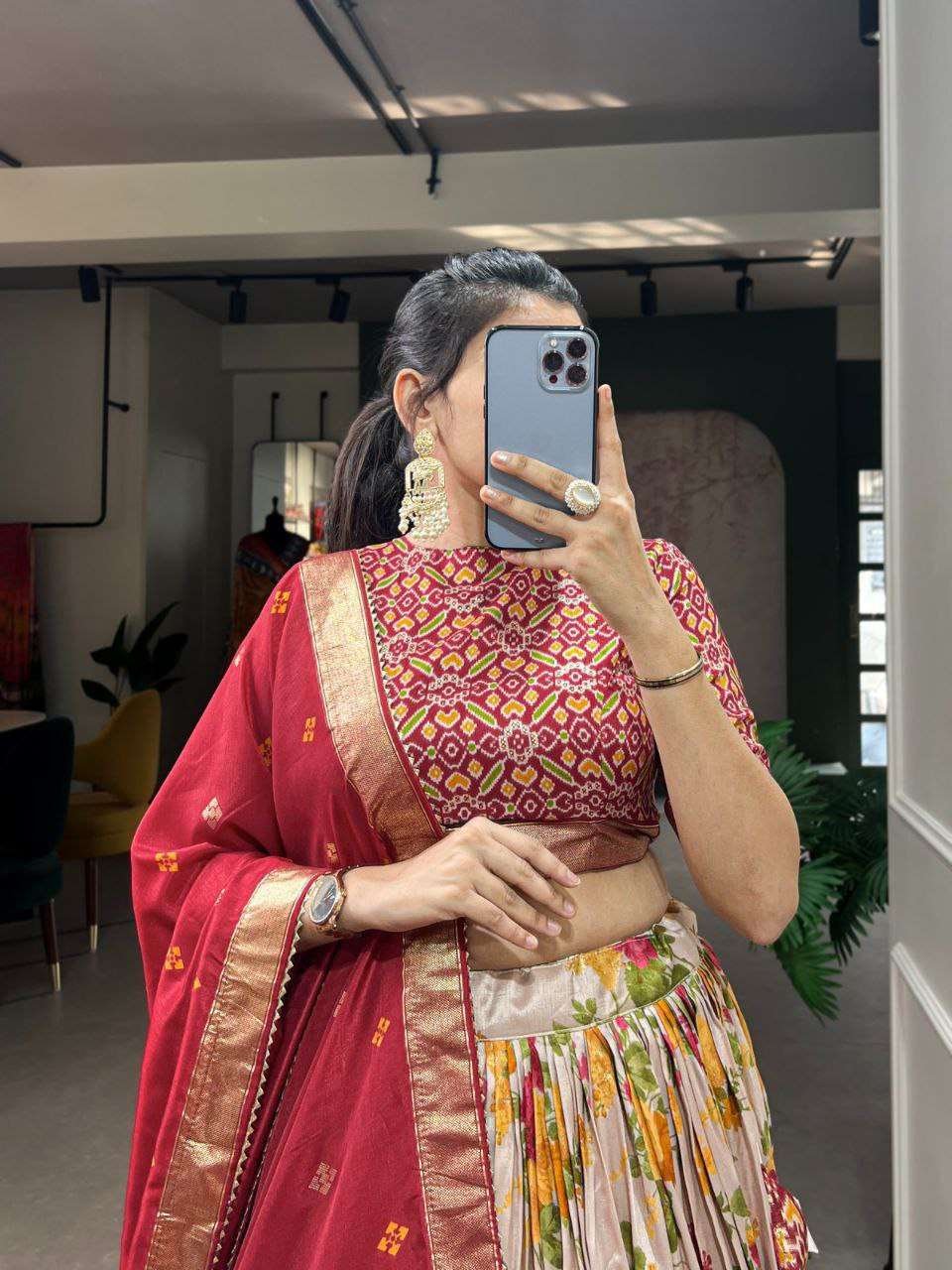 tgWScu.jpg Women's Luxurious Tussar Silk Lehenga Choli with Intricate Prints & Can-Can Flair - Image 4
